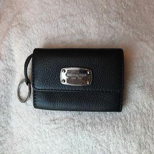 Small MICHAEL KORS Keychain Wallet